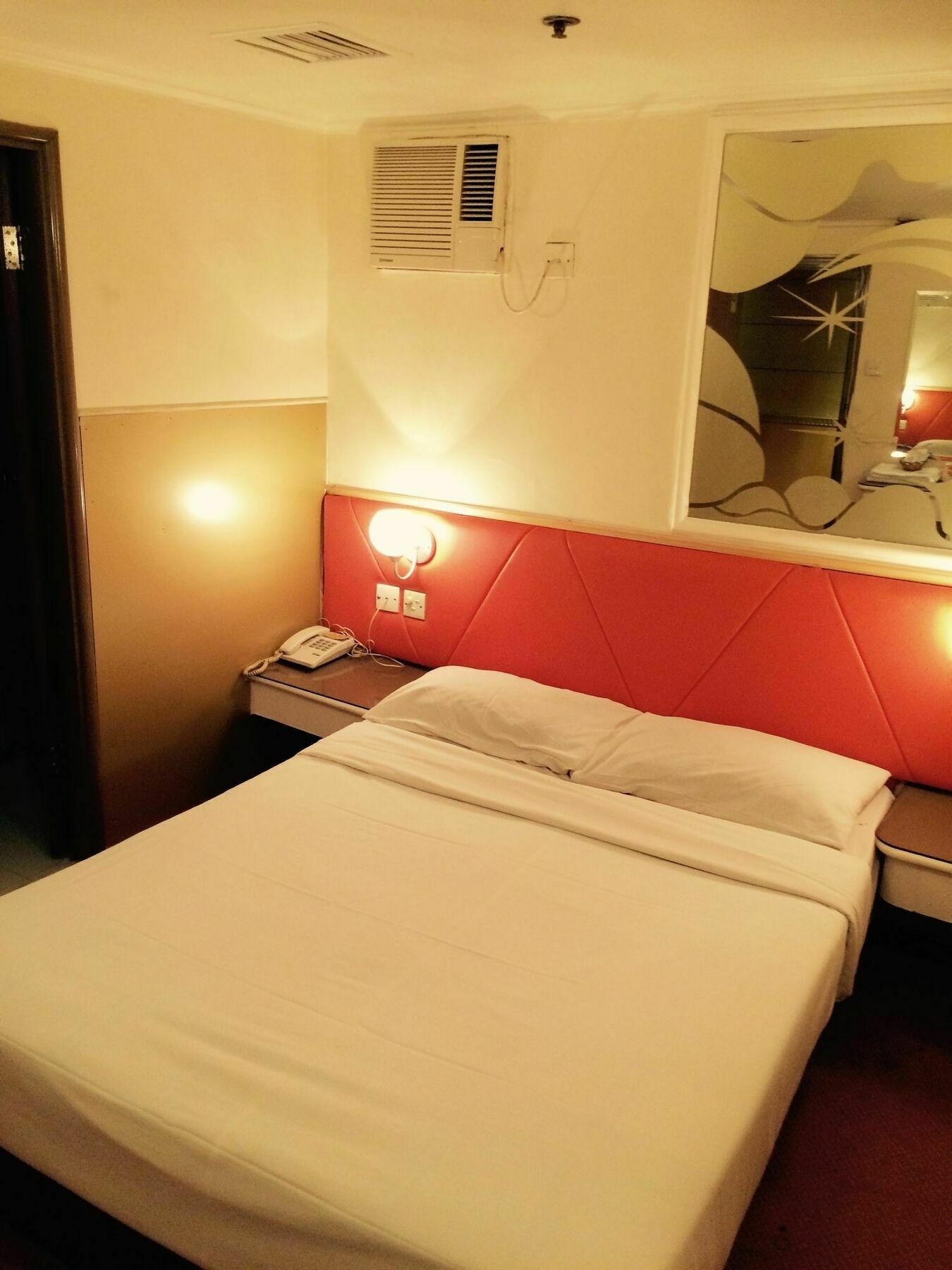 J Hotel Hongkong Kültér fotó